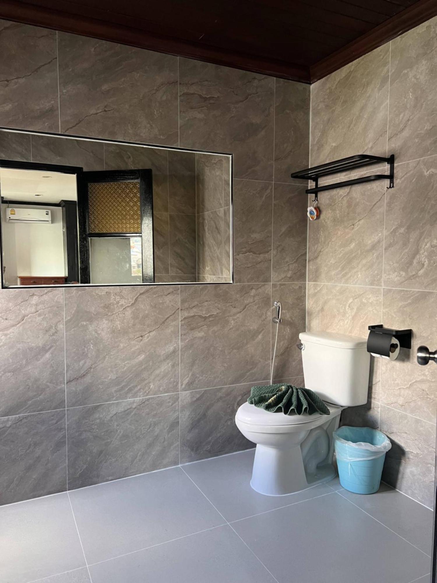 Baankasemsuk Resort 般咔 深宿 Patong Luaran gambar
